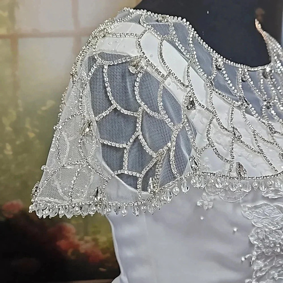 ( New Arrival ) Come Away With Me, 8pc. Wedding Tiara Ensemble - Picture 11 of 14